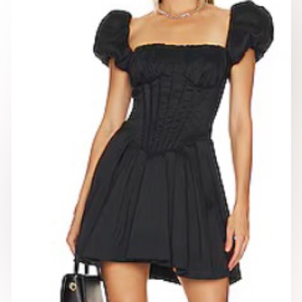 Claudette Mini Dress in
Black
LPA size medium